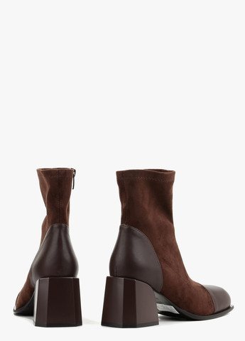 Осенние ботинки Le'BERDES без декора из натуральной замши