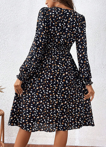 Чорна кежуал сукня кльош SHEIN з абстрактним візерунком