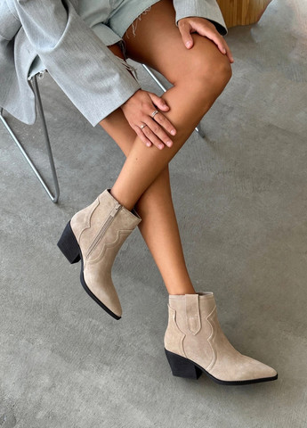 Осенние ботинки казаки Meideli без декора из натуральной замши