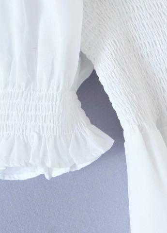 Белое кэжуал платье женское с рюшами wind Berni Fashion однотонное