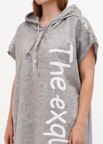 Серое кэжуал платье оверсайз New Line с надписью