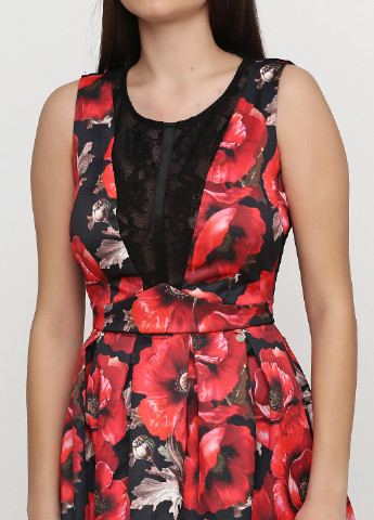 Красное кэжуал платье клеш Rinascimento с цветочным принтом