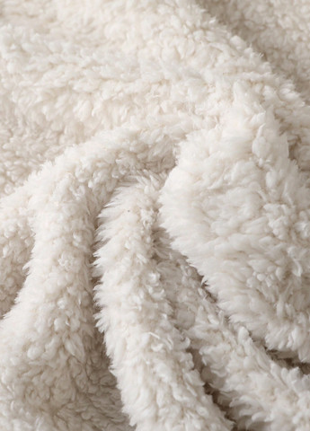 Светло-бежевая зимняя куртка SHEIN