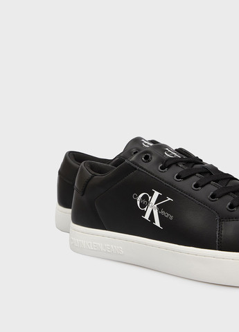 Черные всесезонные кроссовки Calvin Klein Jeans