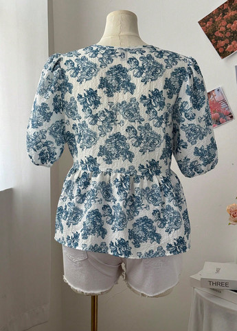 Біла блуза з баскою SHEIN