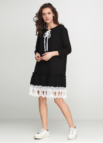 Чорна кежуал платье Italy Moda однотонна