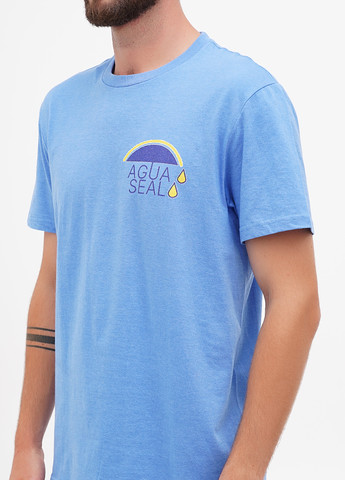 Блакитна футболка District