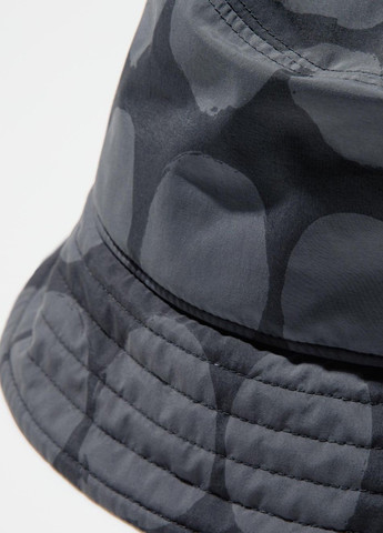 Панама Uniqlo (324882183)