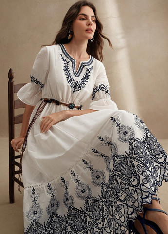 Білий святковий сукня кльош SHEIN з малюнком