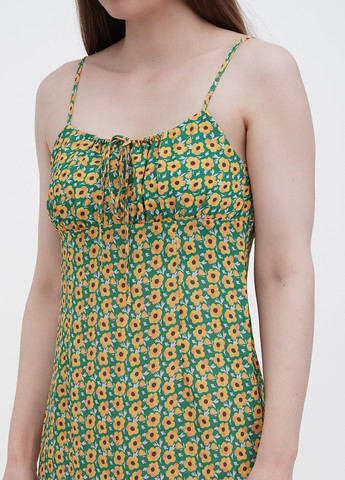 Зеленое кэжуал платье Boohoo Boutique с цветочным принтом