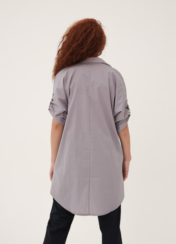 Серая демисезонная рубашка-туника оверсайз с модной вышивкой INNOE Блузка