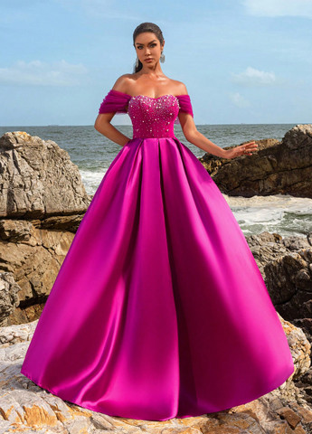 Фуксиновое (цвета Фуксия) вечернее платье колокол, с открытыми плечами SHEIN однотонное