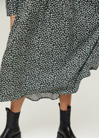 Черное повседневный платье-миди из цветочного штапеля Gepur в горошек