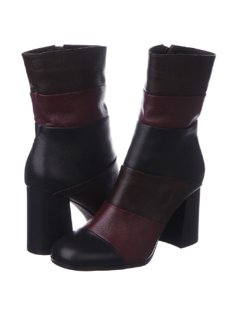 Осенние ботинки Injers без декора