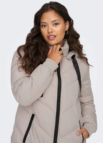 Світло-бежева демісезонна куртка куртка-пальто Only