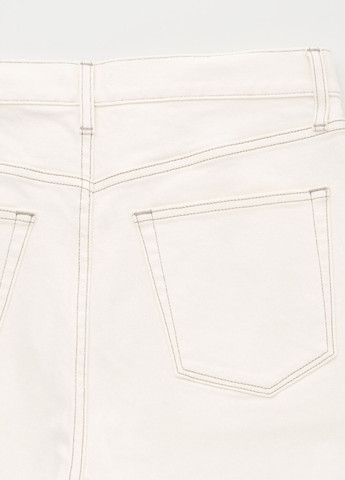 Белые демисезонные прямые джинсы Uniqlo