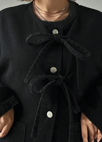 Черная демисезонная куртка SHEIN
