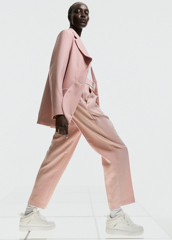 Пудровые кэжуал демисезонные зауженные брюки H&M