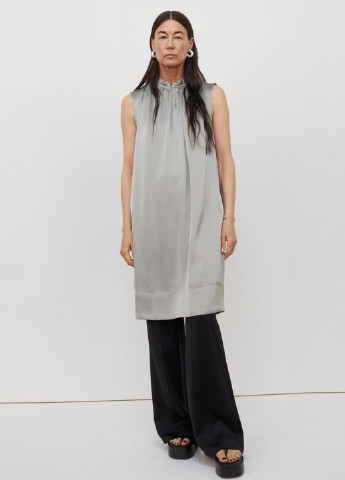 Сіра кежуал сукня H&M однотонна