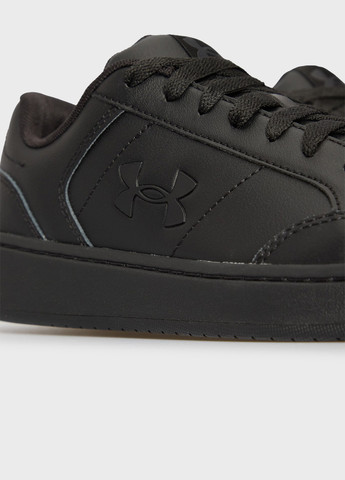 Черные всесезонные кроссовки Under Armour