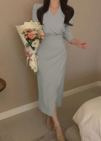 Светло-серое деловое платье футляр, на запах SHEIN однотонное