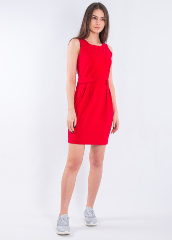 Красное кэжуал платье футляр Armani Jeans однотонное