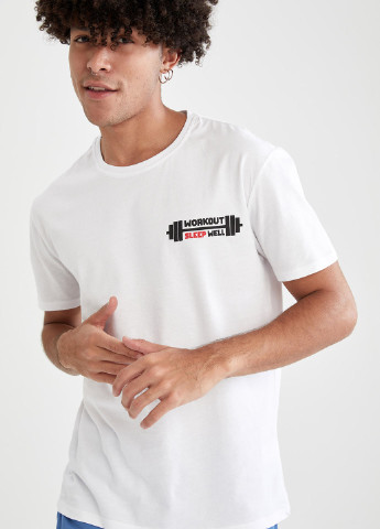 Комбинированный демисезонный комплект(футболка, шорты) DeFacto