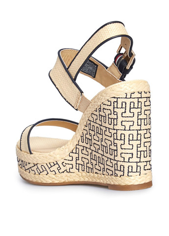 Бежевые босоножки Tommy Hilfiger с ремешком с логотипом, плетение