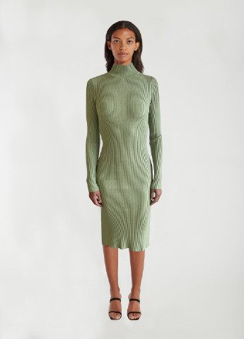 Зеленое кэжуал платье Moni&co однотонное