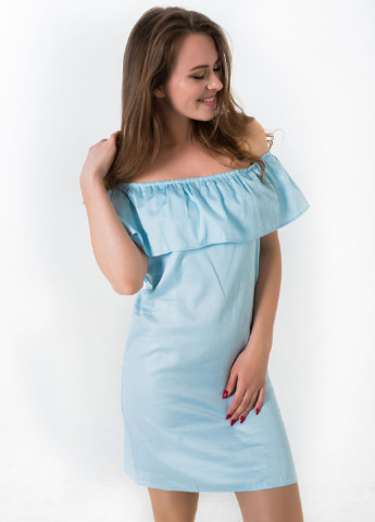 Голубое кэжуал платье с открытыми плечами InDresser однотонное