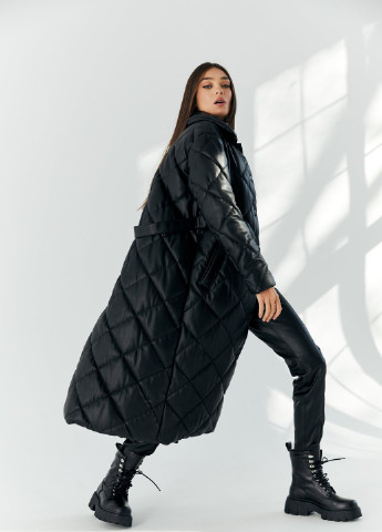 Черное демисезонное Трендовое стеганое пальто черного цвета Gepur