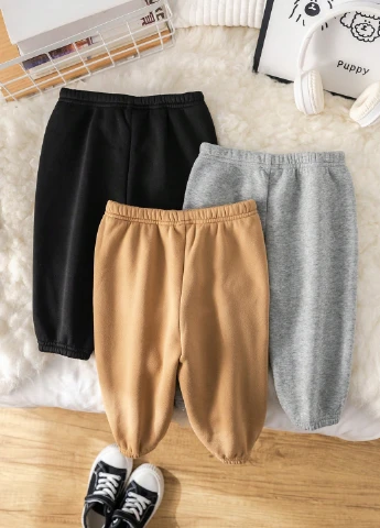 Комбинированные спортивные демисезонные брюки джоггеры SHEIN