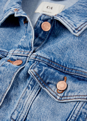 Светло-синяя демисезонная куртка C&A