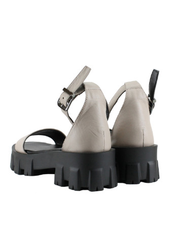 Бежевые босоножки Twenty Two