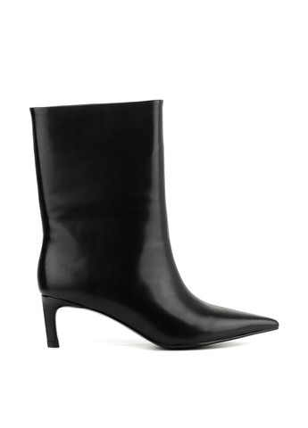 Осенние ботинки Le'BERDES без декора