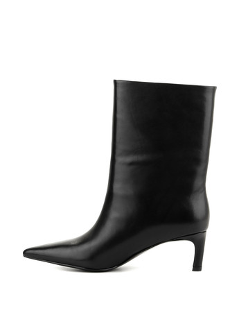 Осенние ботинки Le'BERDES без декора