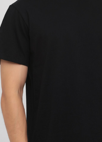 Черная футболка мужская безшовная с круглым воротником плотная Stedman