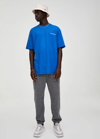 Синяя футболка Pull & Bear