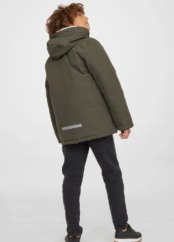 Парка H&M (254494649)