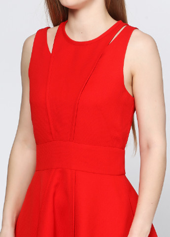 Красное коктейльное платье Armani однотонное