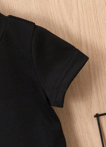 Черный летний комплект (футболка, шорты) SHEIN