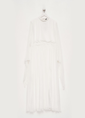 Белое кэжуал платье плиссированное Boohoo однотонное