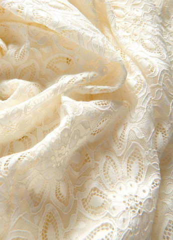 Светло-бежевое кэжуал платье а-силуэт Reserved однотонное