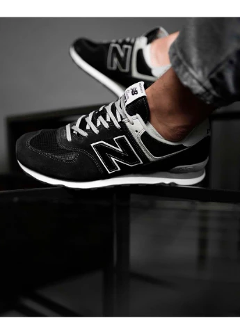 Чорні кросівки демісезон New Balance