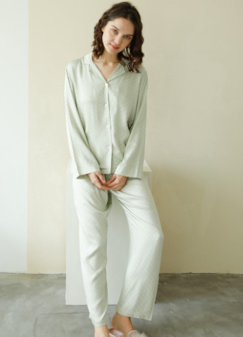 Зелена всесезон піжама жіноча white peas рубашка + брюки Berni Fashion 55091