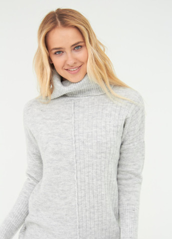 Светло-серый демисезонный свитер SELA