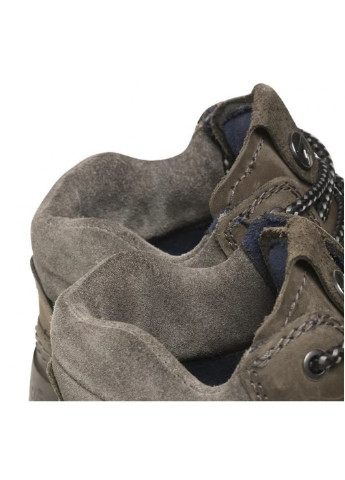 Темно-серые осенние ботинки тимберленды Wrangler