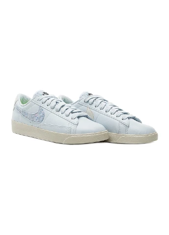 Кросівки Blazer Low SE Nike білі демісезони (253654549)
