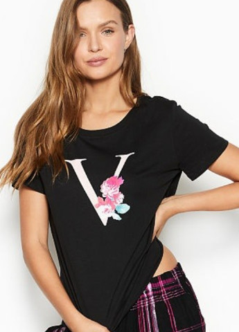 Черная всесезон футболка Victoria's Secret