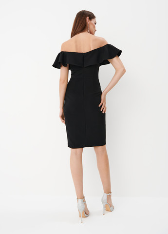 Черное вечернее, кэжуал платье футляр Mohito однотонное